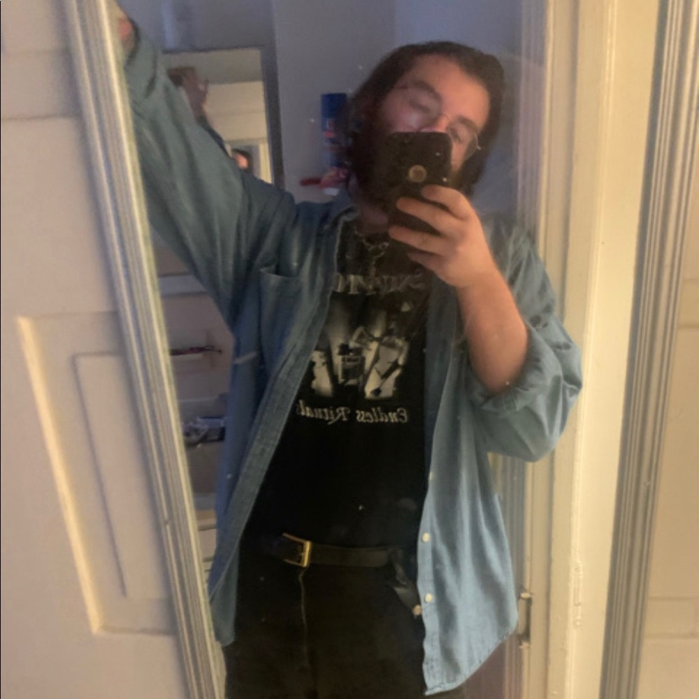 Meet your Posher, Jonathan